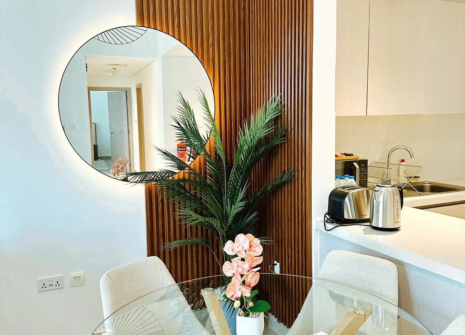 アパート Yas Island, Stunning 2 Bedroom, 4Beds Close To All The Parks! アブダビ