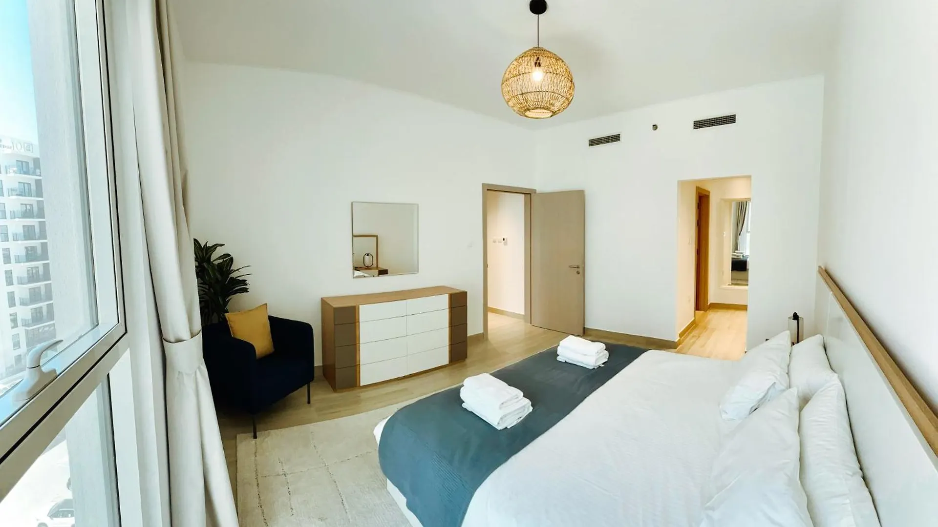 אבו דאבי Yas Island, Stunning 2 Bedroom, 4Beds Close To All The Parks! 0*, אבו דאבי