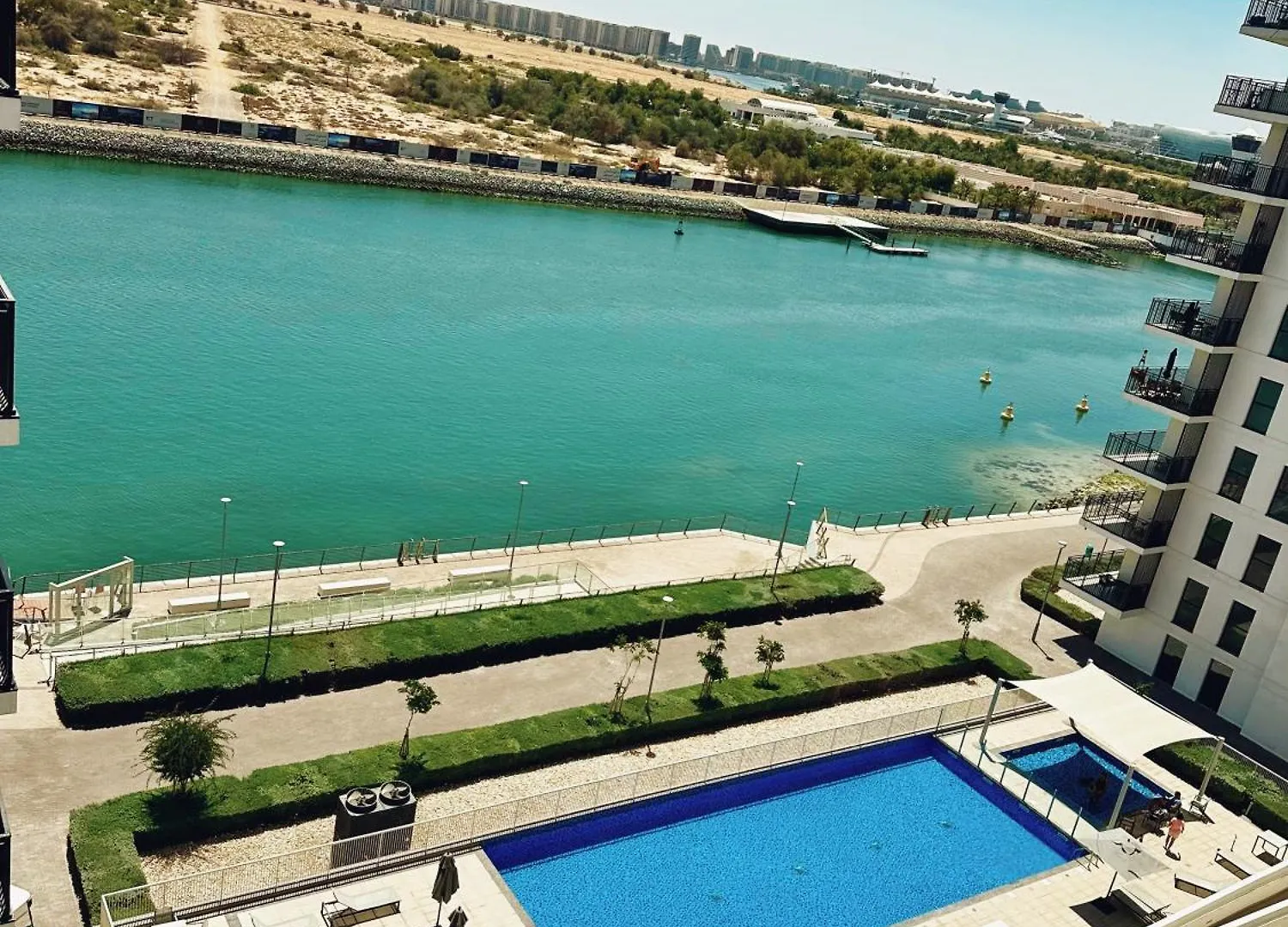 Yas Island, Stunning 2 Bedroom, 4Beds Close To All The Parks! Abou Dabi